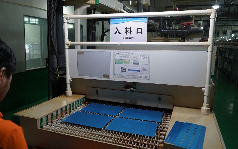 ఎచింగ్ ప్రాసెస్ పాపులర్ సైన్స్: వెట్ ఎచింగ్ అంటే ఏమిటి?